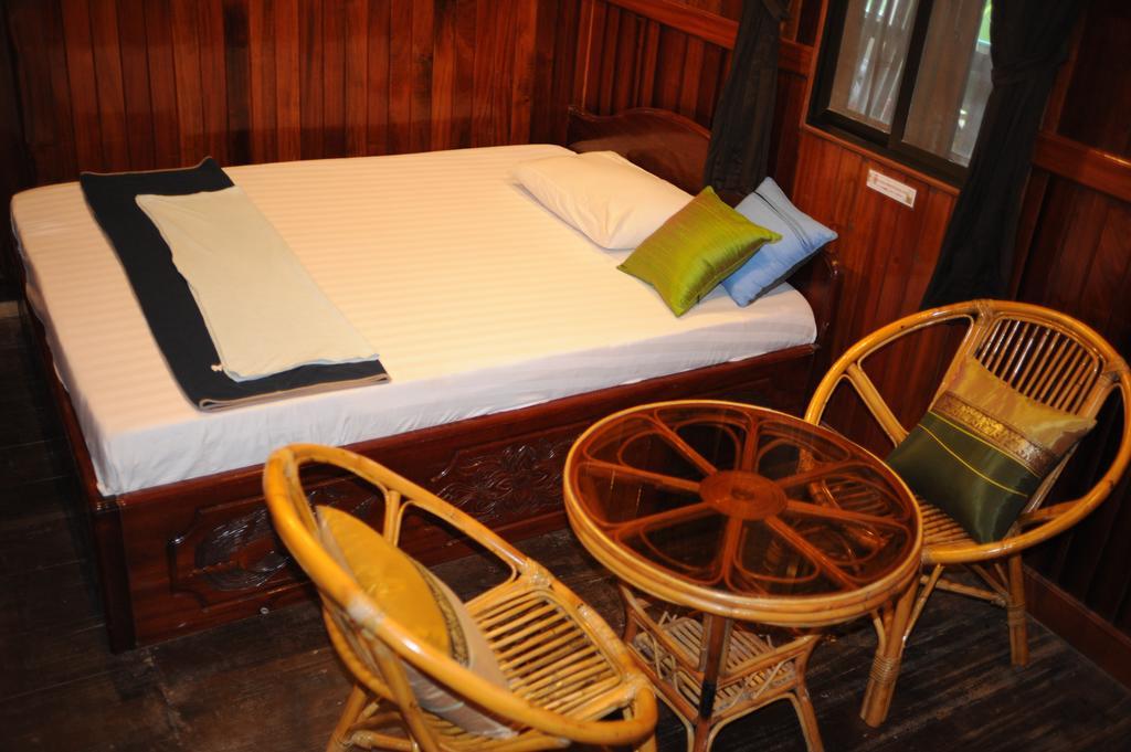 The City Premium Guesthouse Сиемрип Номер фото