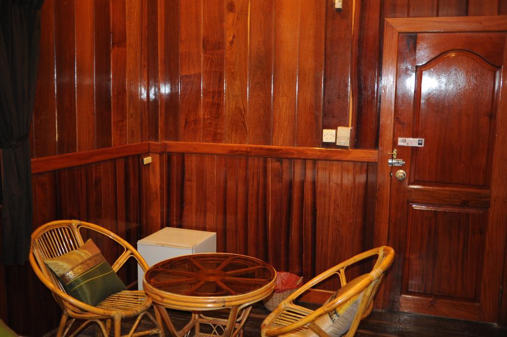 The City Premium Guesthouse Сиемрип Номер фото