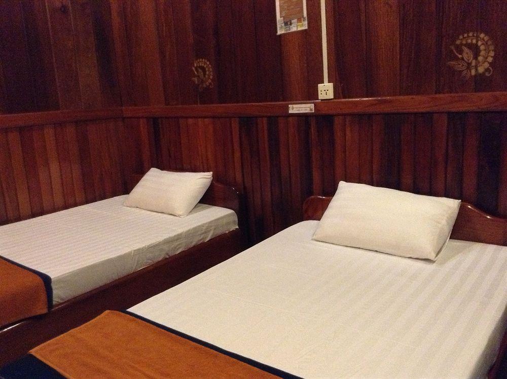 The City Premium Guesthouse Сиемрип Экстерьер фото