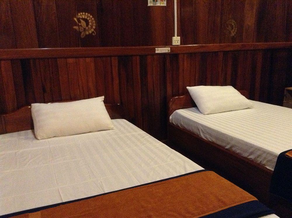 The City Premium Guesthouse Сиемрип Экстерьер фото